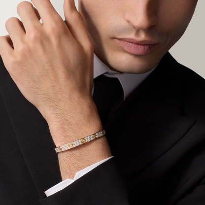 Cartier Love Diamond Bangle fully encrusted with diamonds LOVE bracelet, classic model, paved