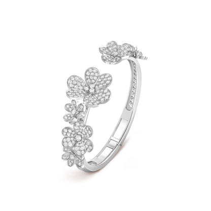 Frivole bracelet, 7 flowers, medium model