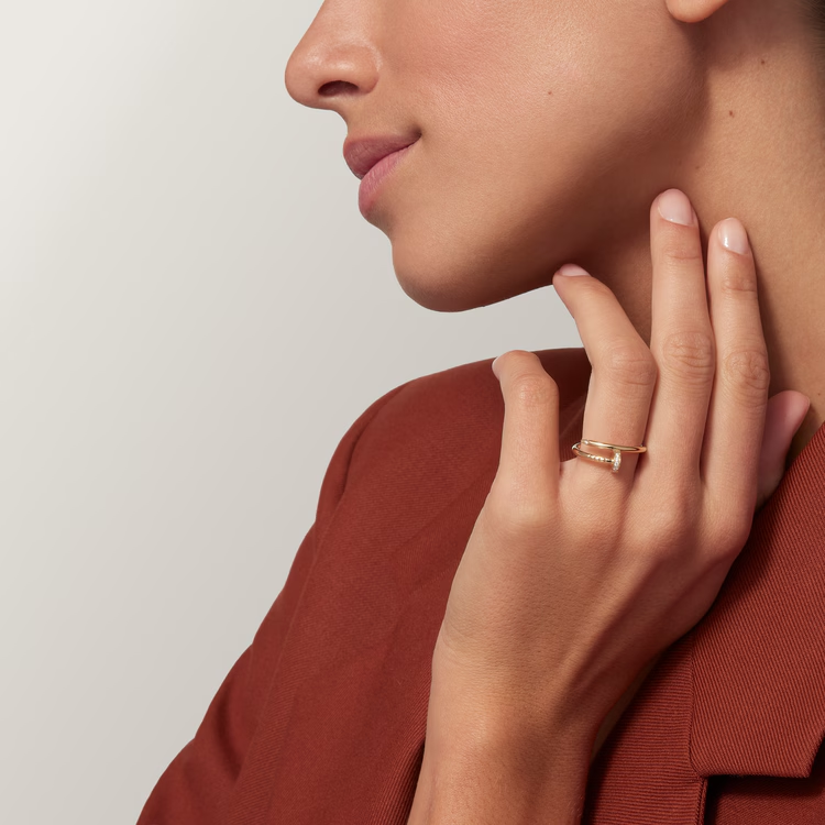 Juste un Clou ring, small model, diamonds