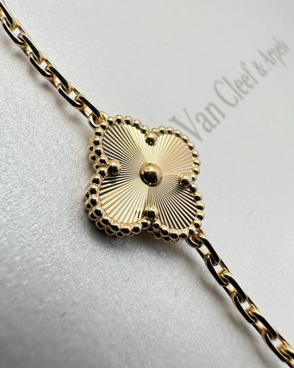 Van Cleef & Arpels Vintage Alhambra