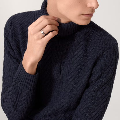LOVE ring, classic model