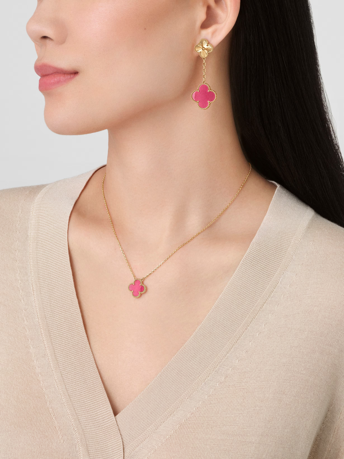 Magic Alhambra earrings, 2 motifs