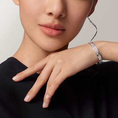 Cartier Love Diamond Bangle fully encrusted with diamonds LOVE bracelet, classic model, paved