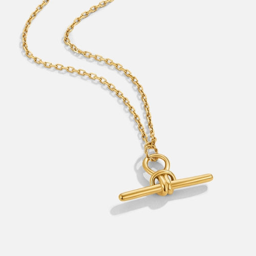 Cassy Toggle Pendant Necklace