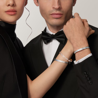 Cartier Love Diamond Bangle fully encrusted with diamonds LOVE bracelet, classic model, paved