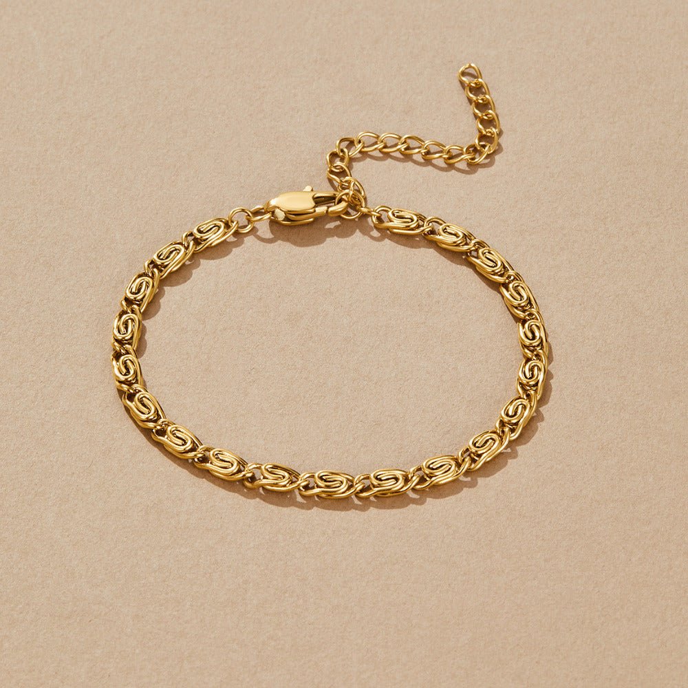 Gold Swirl Link Chain Bracelet