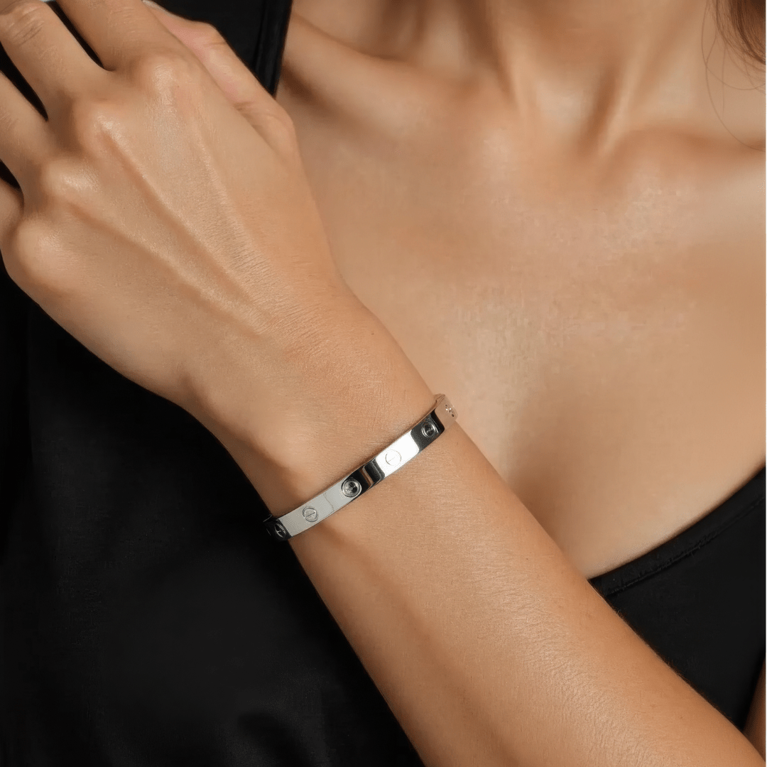 PLAIN BANGLE BRACELET LOVE bracelet, medium model