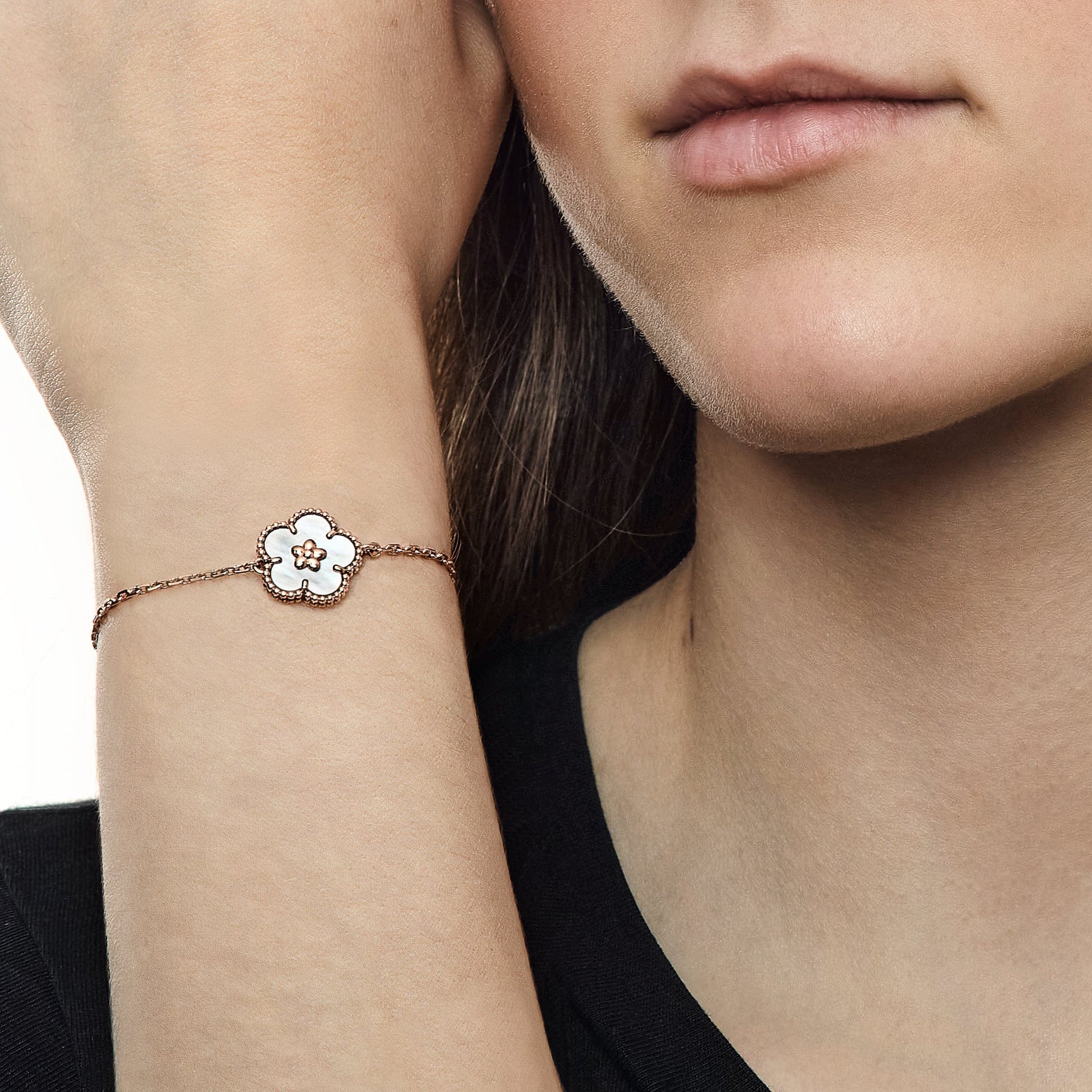 Van Cleef & Arpels Lucky Spring Bracelet Plum Blossom