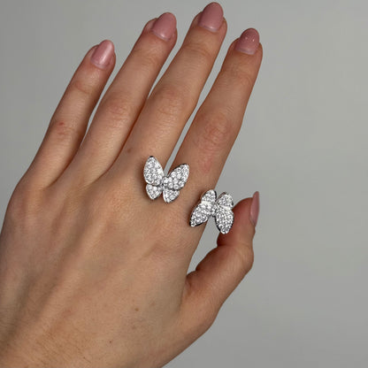 Van Cleef & Arpels Two Butterfly Between The Finger Ring